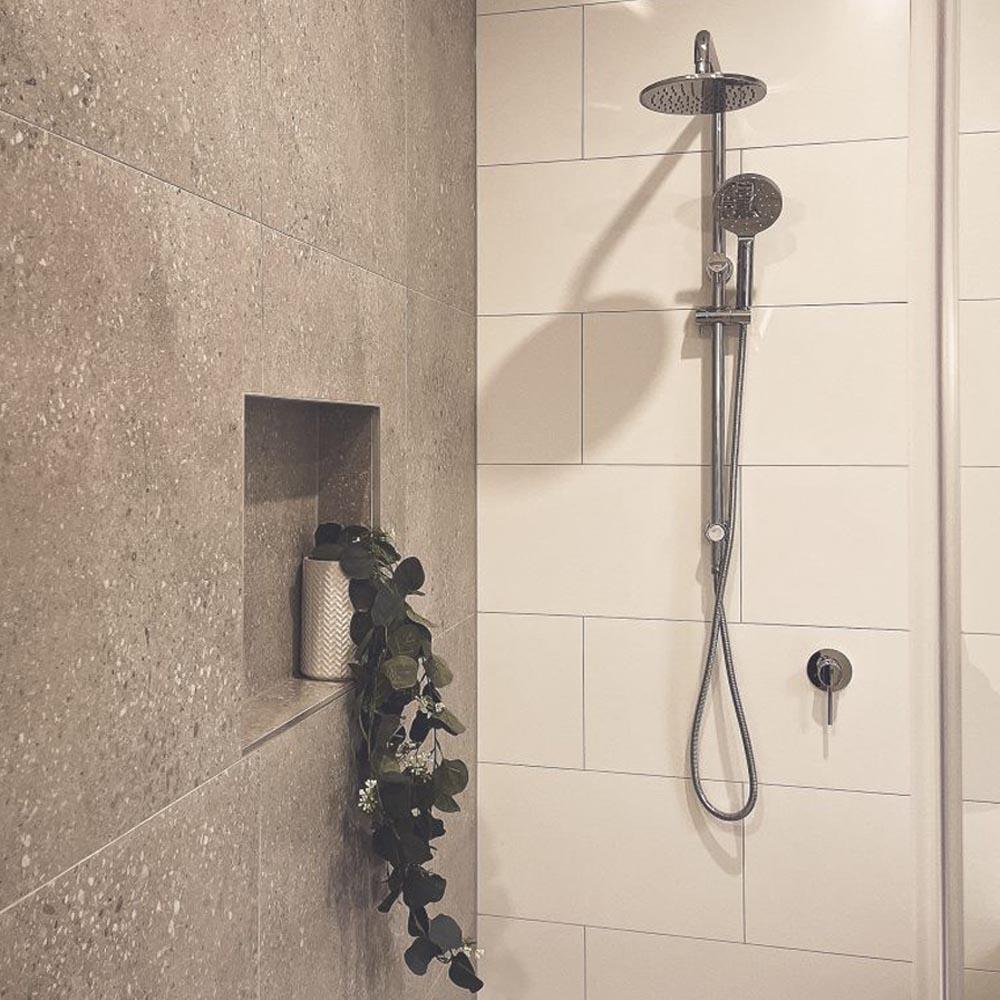 COMO Rain Shower Set Chrome Showers Arova 