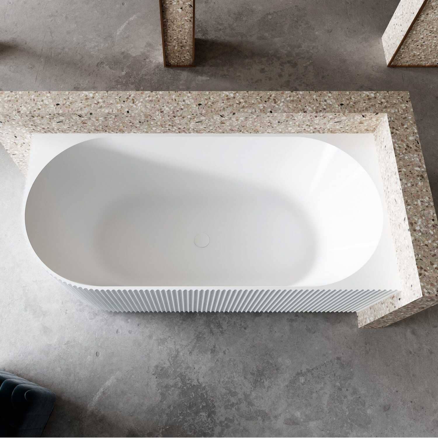 RORY 1500mm V-Groove Fluted Right Corner Free Standing Bathtub Gloss White Baths AROVA 